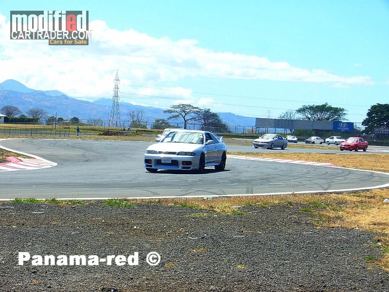 1995 Nissan the MAN ! [Skyline] R33GTR vspec