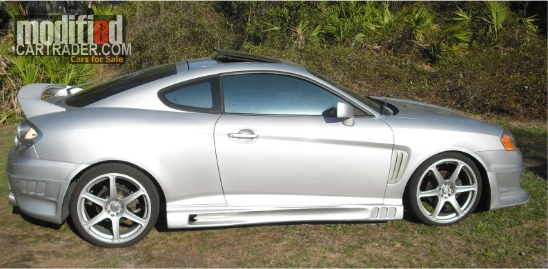 2004 Hyundai Tiburon GT