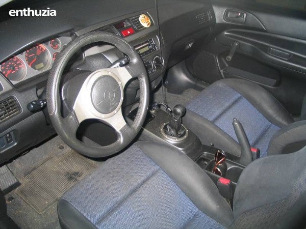 2004 Mitsubishi Lancer EVO RS