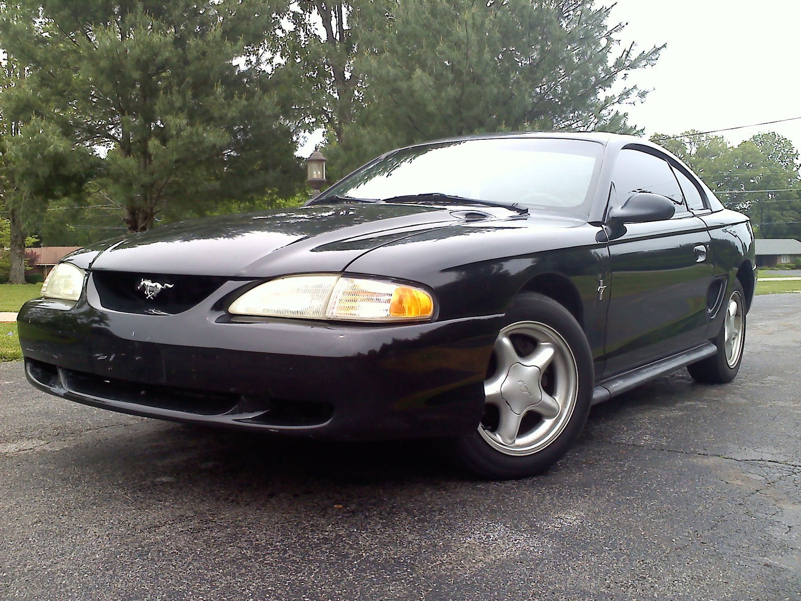 1995 Ford mustang stats